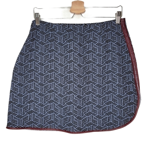 COP COPINE Melofeebis Jacquard Graphic‎ Mini Skirt Blue Women 40 EU Faux Leather - Picture 2 of 14